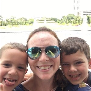 Meet your Posher, Becky